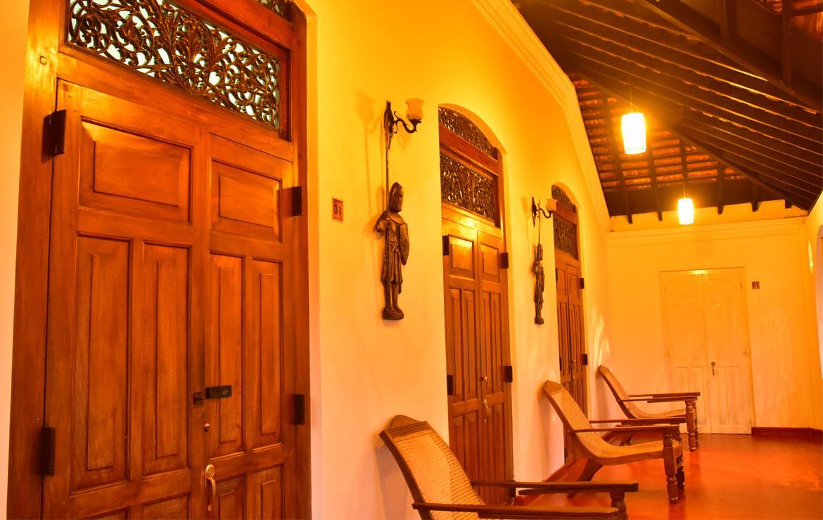 Walawwa Dutch House Hotel Ja-Ela Exterior foto